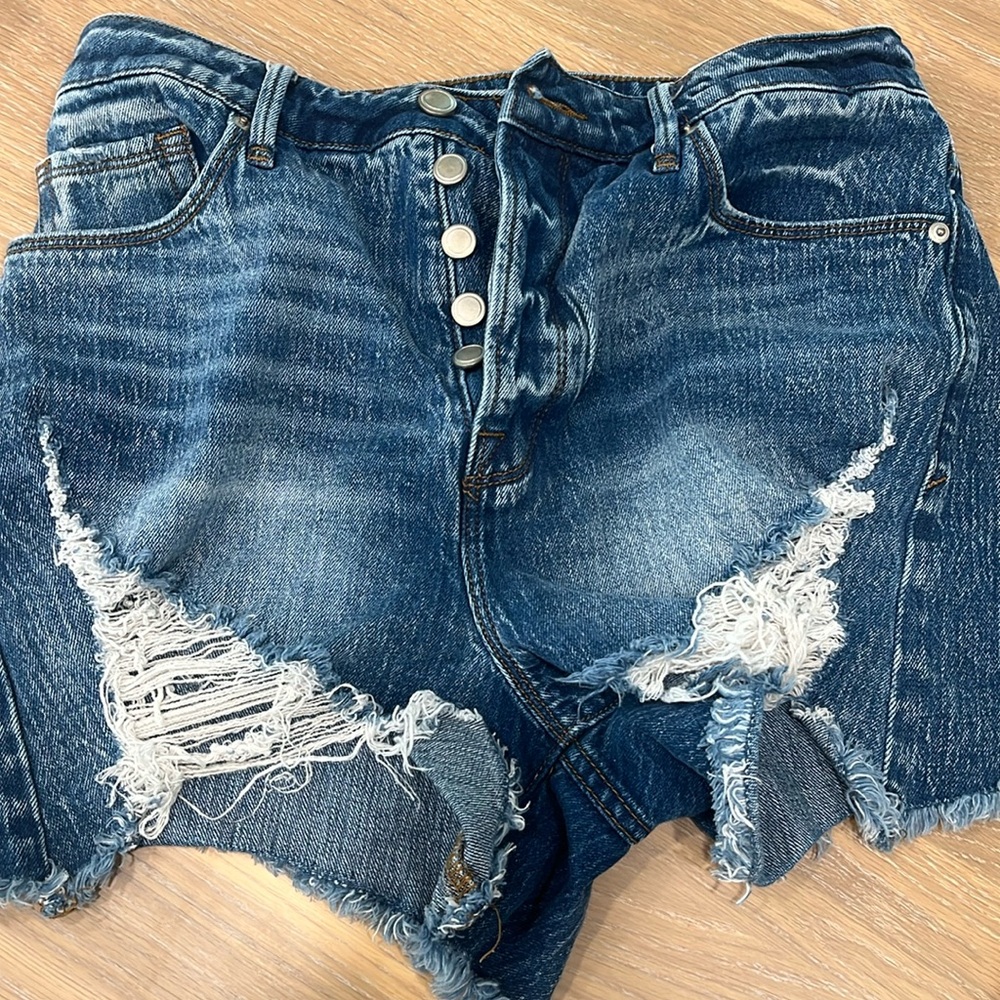 Good American Jean shorts